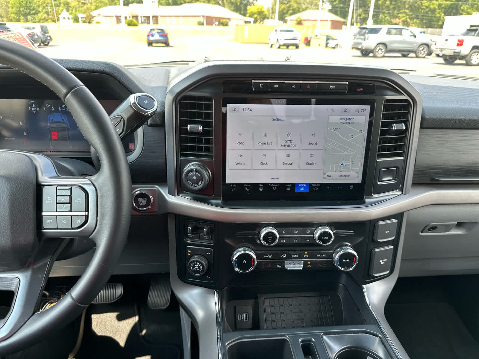 2024 Ford F-150 XLT photo 17