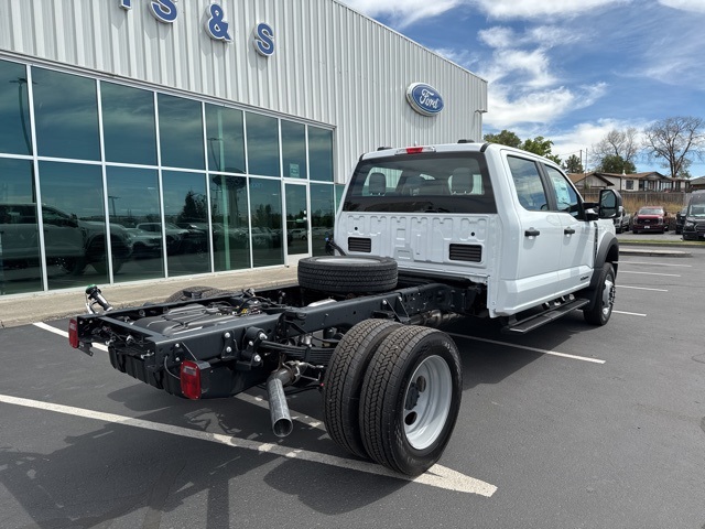 2025 Ford F-550 XL photo 4