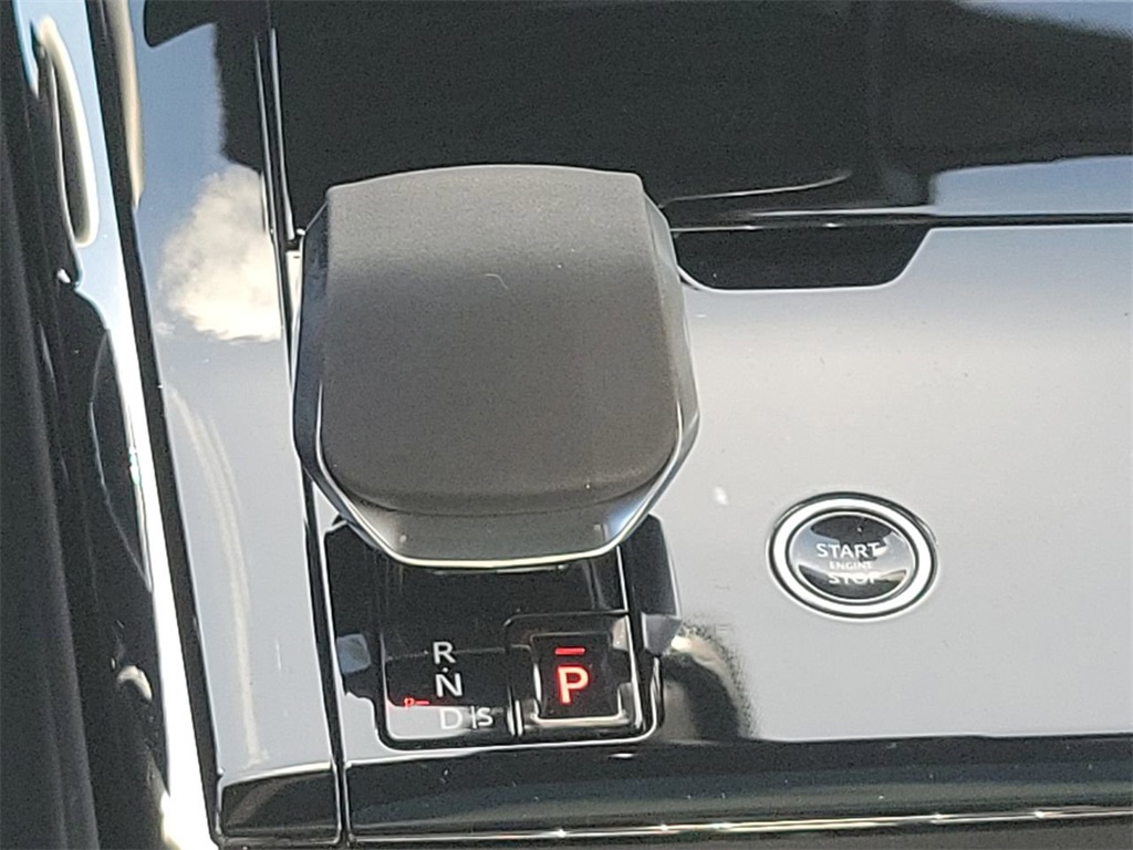 2025 Land Rover Range Rover Sport SE photo 18
