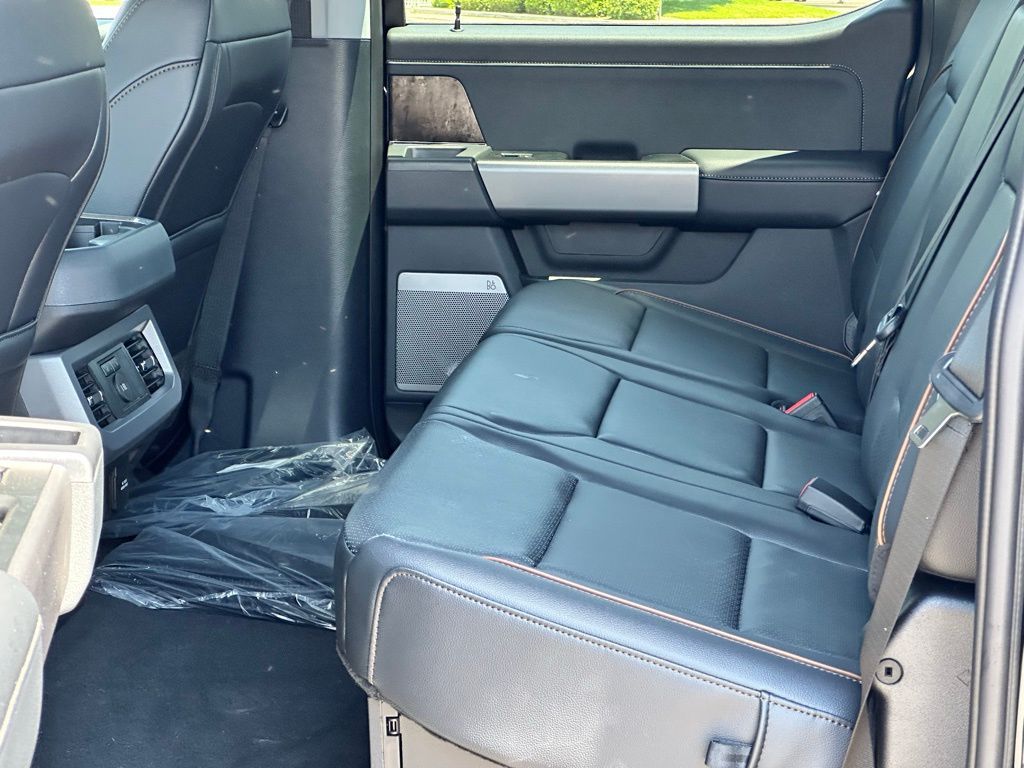 2025 Ford F-250 Super Duty Lariat