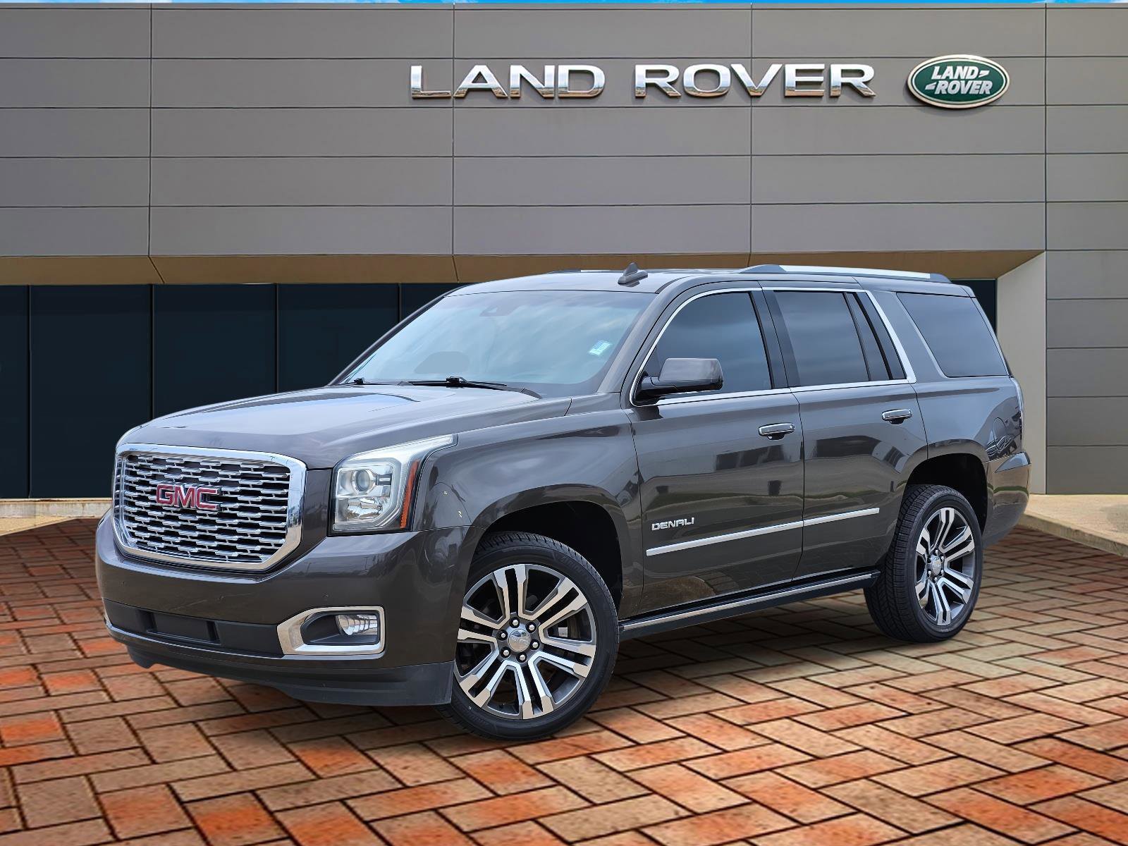 2019 GMC Yukon Denali's photo