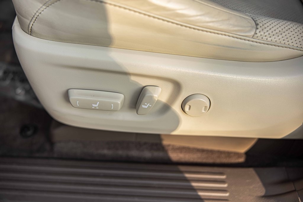 2017 LEXUS GX - Image 23