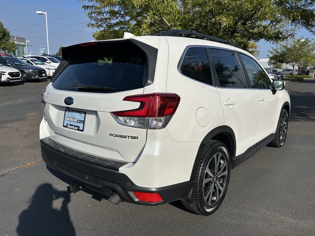 2021 Subaru Forester Limited photo 2