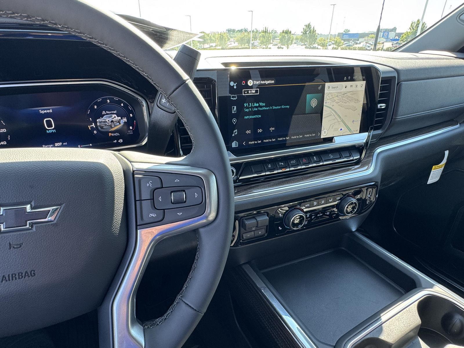 2026 Chevrolet Silverado 2500HD LT photo 13