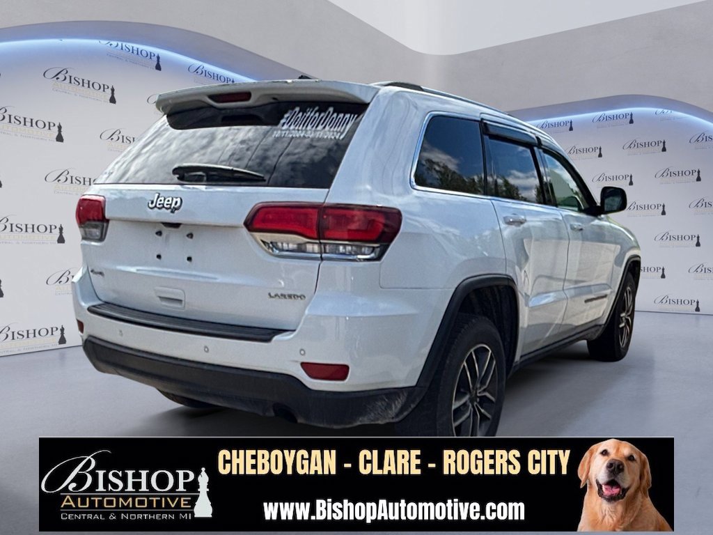 2020 Jeep Grand Cherokee Laredo E photo 3