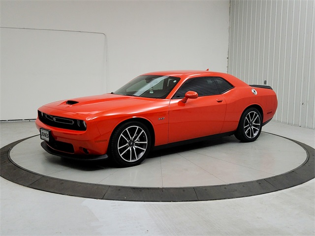 2023 Dodge Challenger R/T photo 3