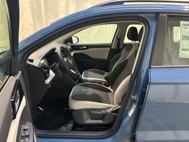 2025 Volkswagen Taos S photo 12
