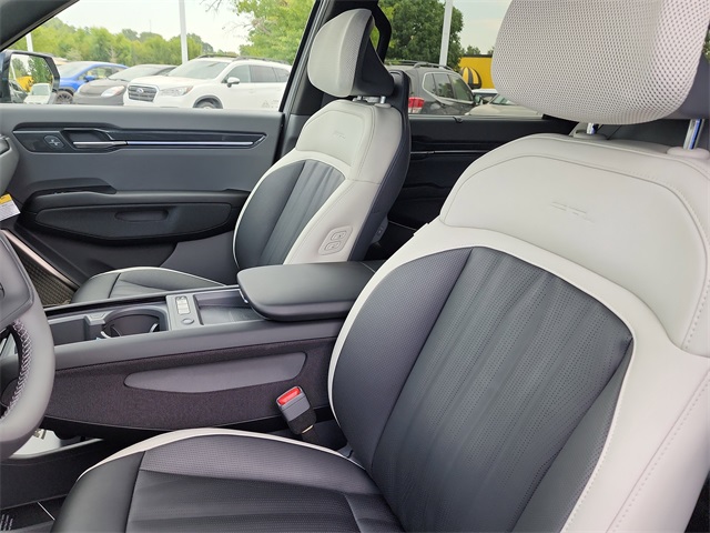 2026 Kia EV9 GT-Line photo 11
