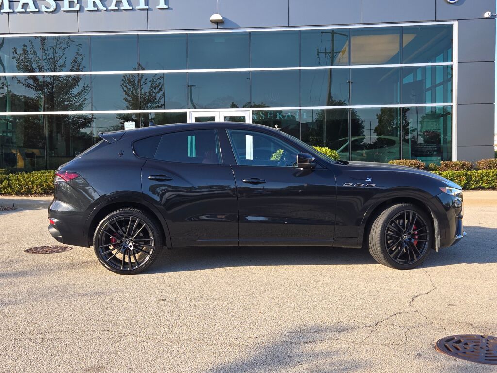 2022 Maserati Levante Modena photo 4