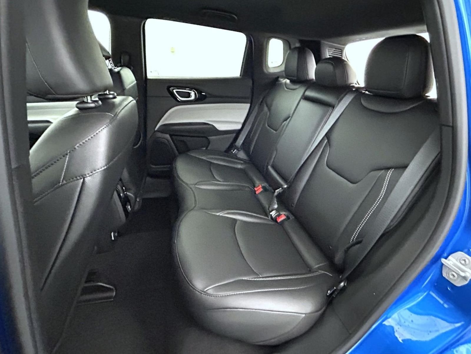 2026 Jeep Compass Limited photo 19