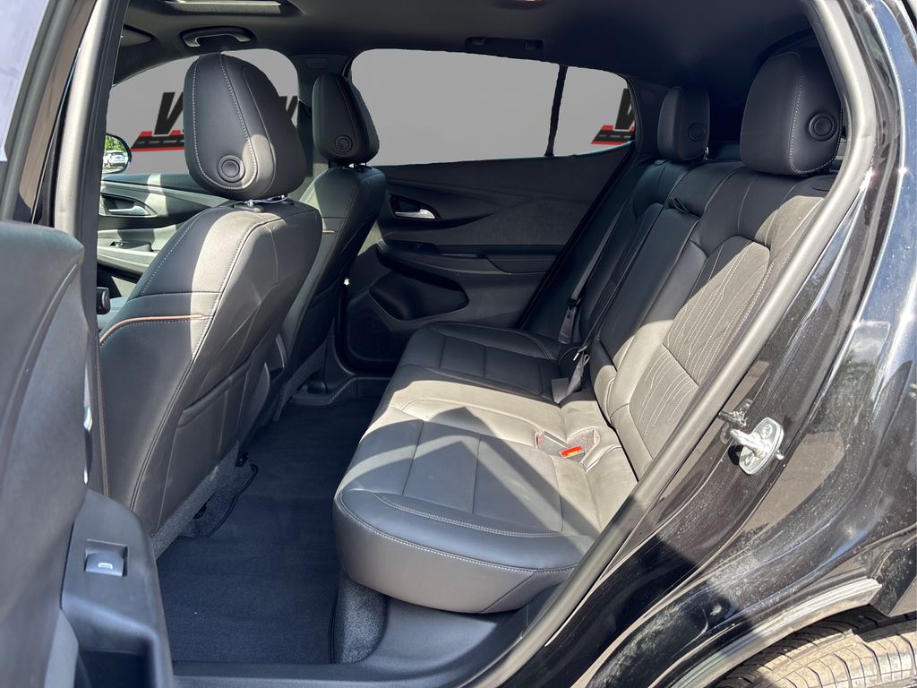2024 Buick Envista Avenir photo 10