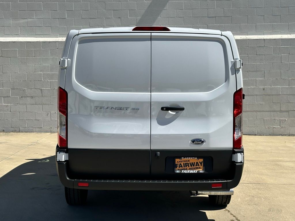 2025 Ford Transit Cargo Van photo 4
