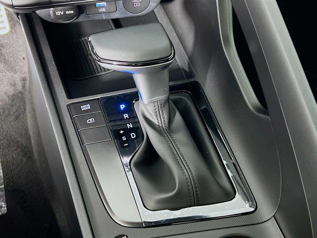 2025 Hyundai Elantra SEL Sport photo 11