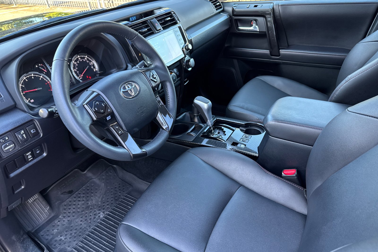 2022 Toyota 4Runner TRD Premium photo 9