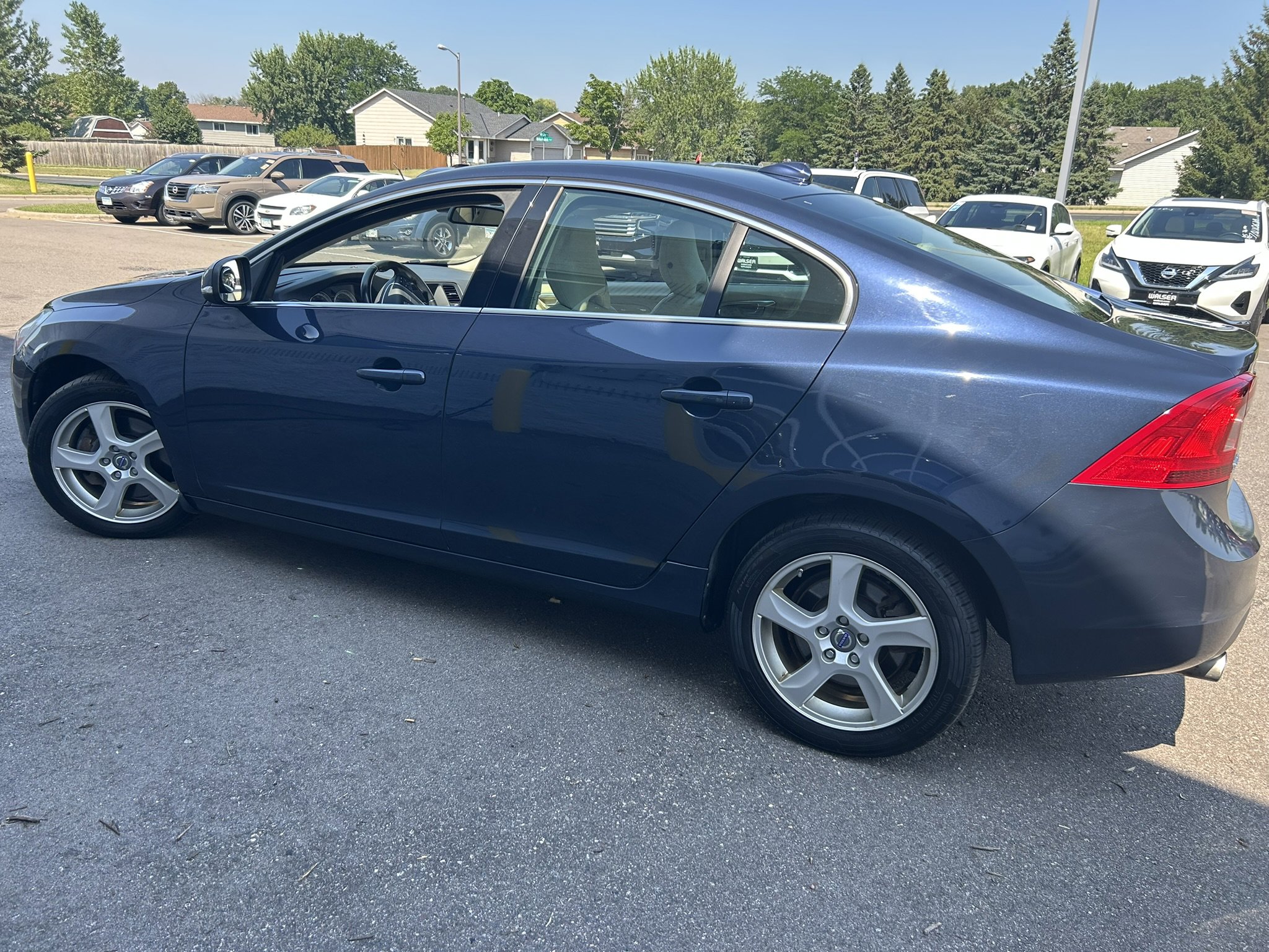 Used 2013 Volvo S60 T5 Premier with VIN YV1612FH1D2174003 for sale in Minneapolis, MN