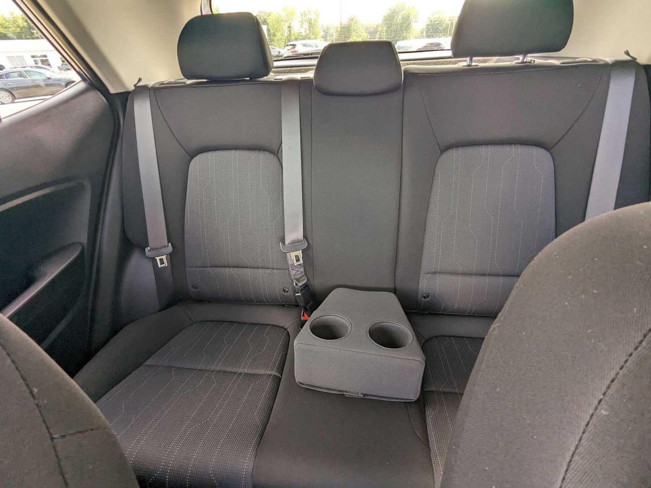 2025 Hyundai Venue SE photo 9