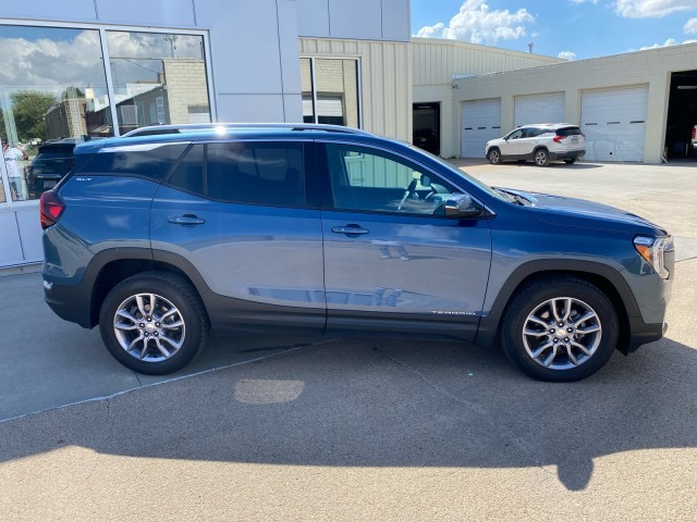 Used 2024 GMC Terrain SLT with VIN 3GKALVEG6RL140959 for sale in Kansas City