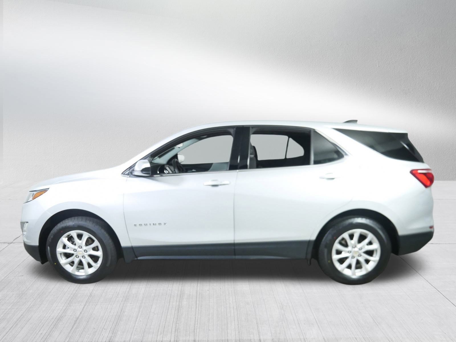 2020 Chevrolet Equinox LT photo 4