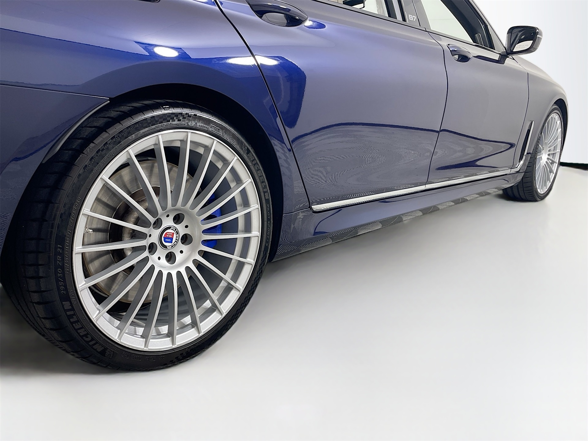 2022 Bmw B7 photo 26