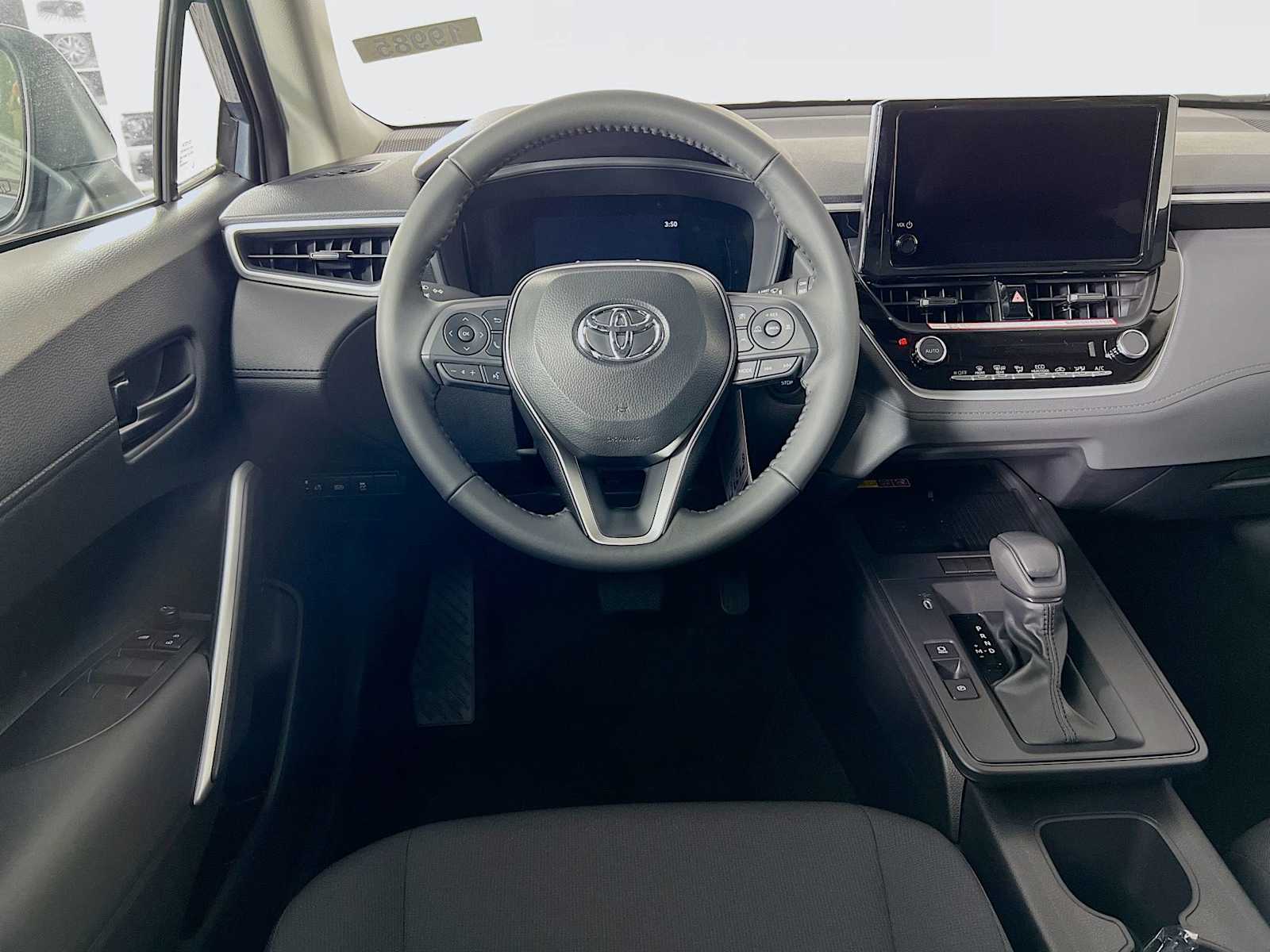 2026 Toyota Corolla Cross LE photo 15