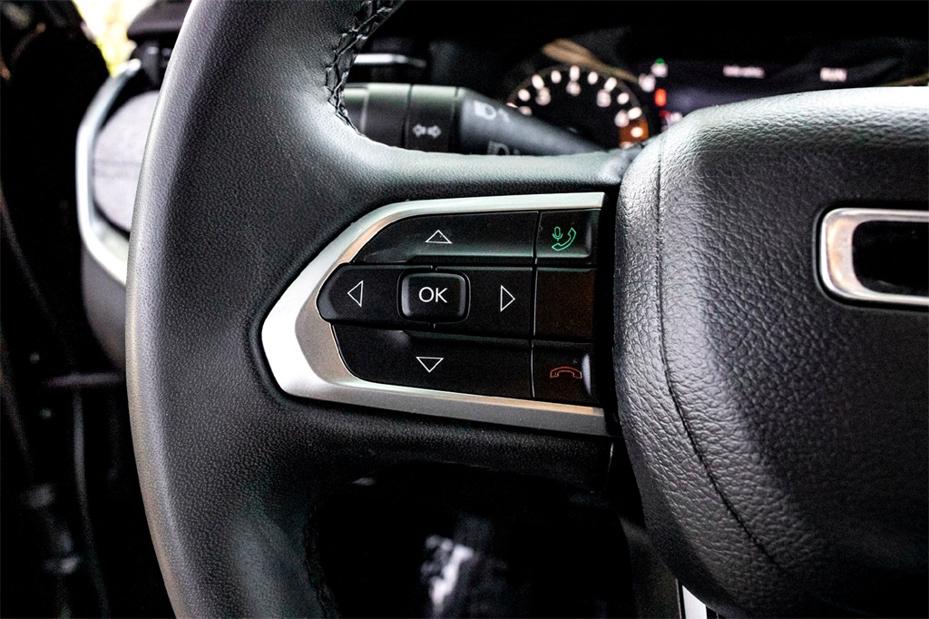2024 Jeep Compass Latitude photo 17
