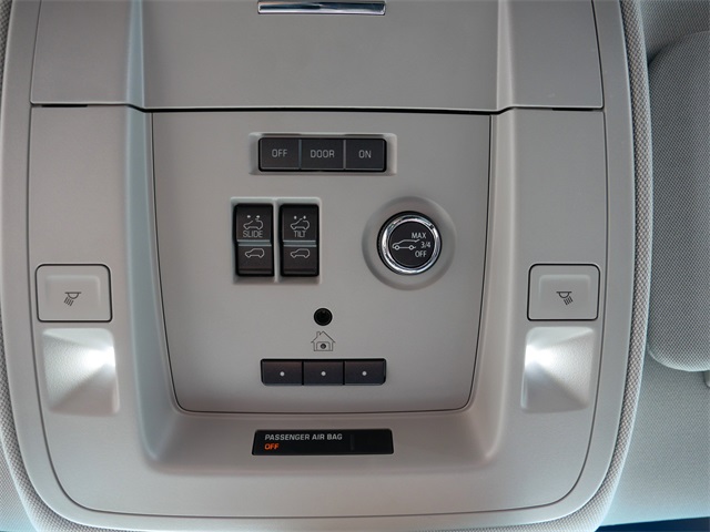 2020 Chevrolet Suburban LT photo 37