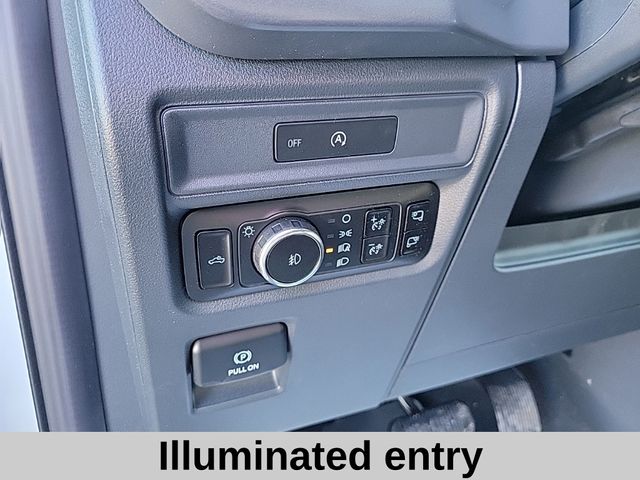 2025 Ford F-150 XLT photo 5