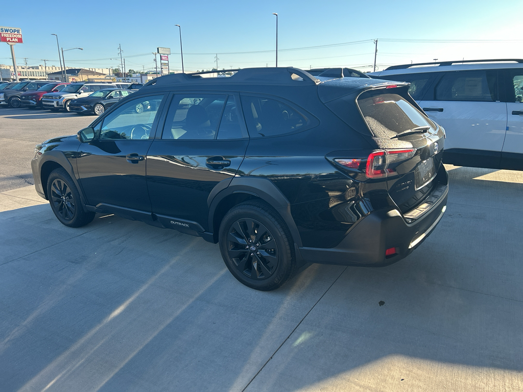 2023 Subaru Outback Onyx Edition photo 3
