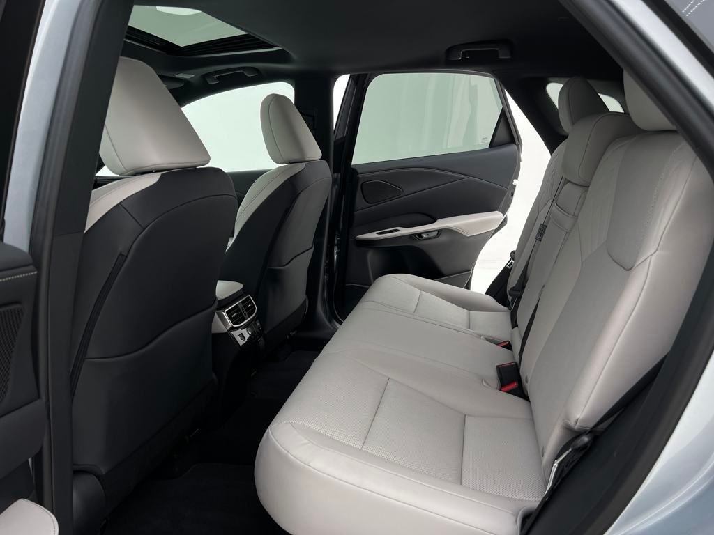 2024 Lexus RX 350 Premium photo 17
