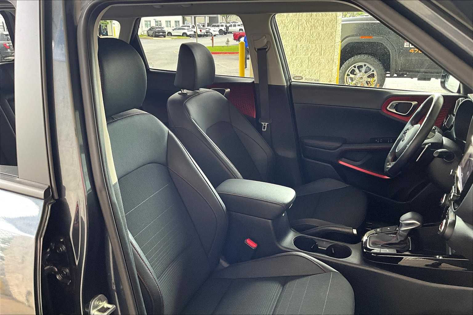 2020 Kia Soul GT-Line Turbo photo 8