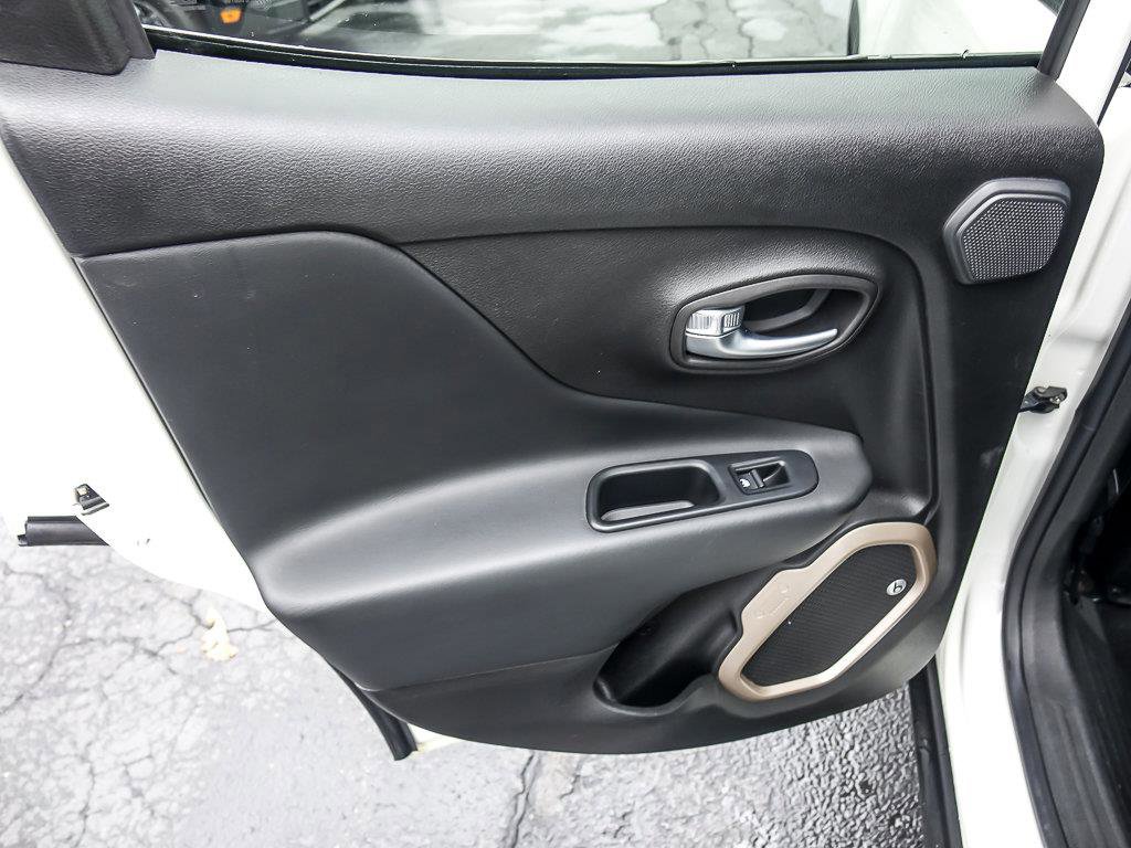 2017 JEEP RENEGADE - Image 26