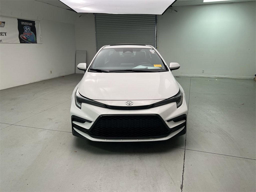 2023 Toyota Corolla XSE photo 3