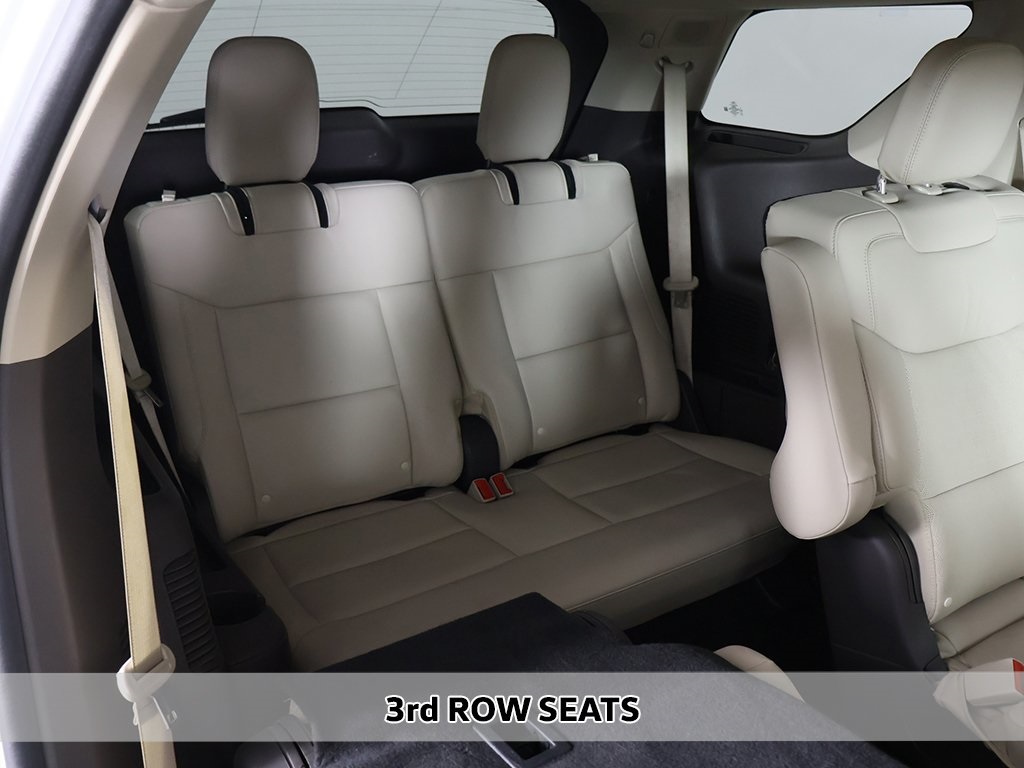 2023 Ford Explorer Platinum photo 3