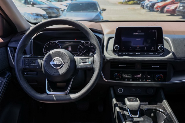 2023 Nissan Rogue SV photo 20