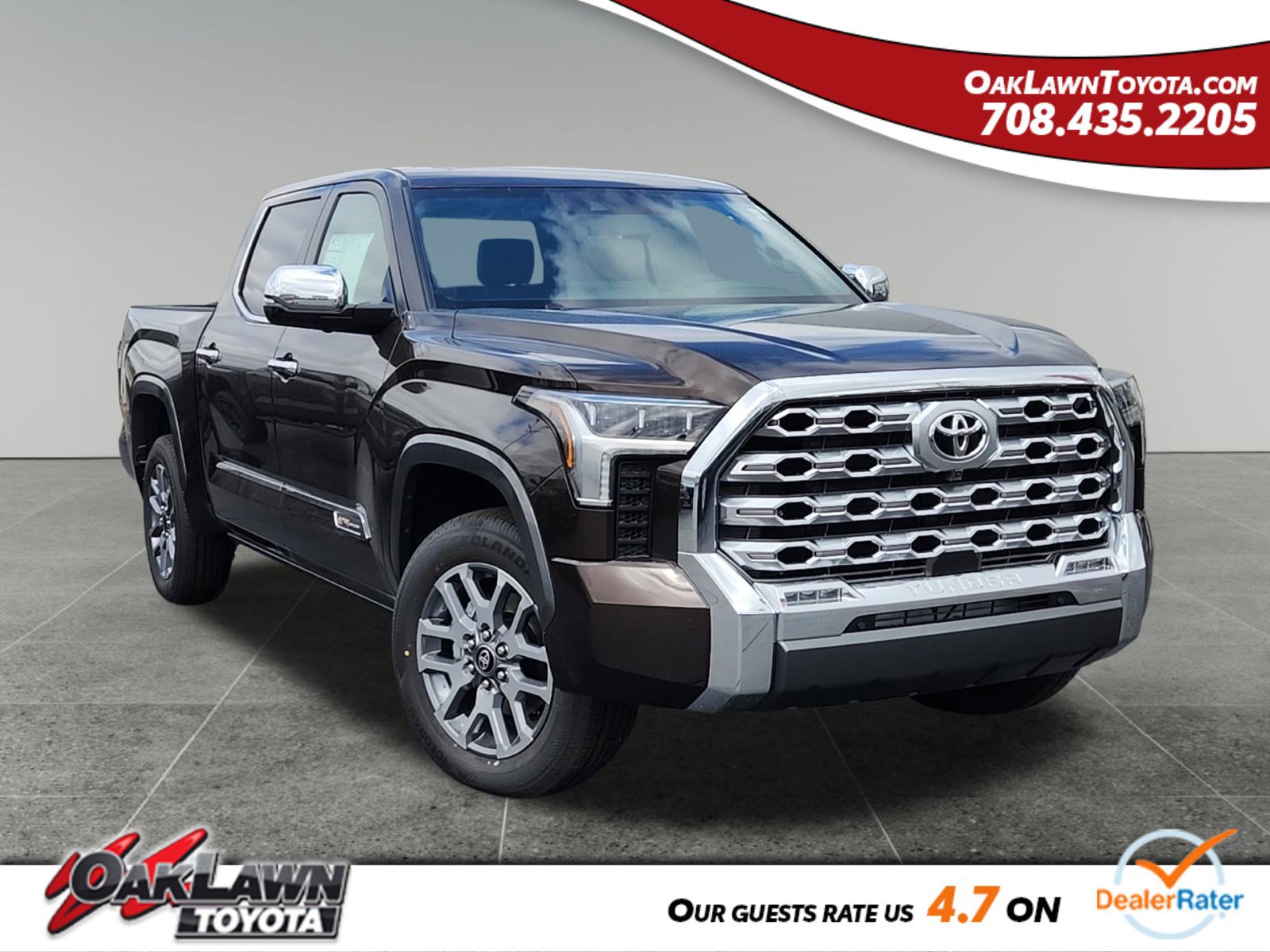 2025 Toyota Tundra SR5 CrewMax photo 2