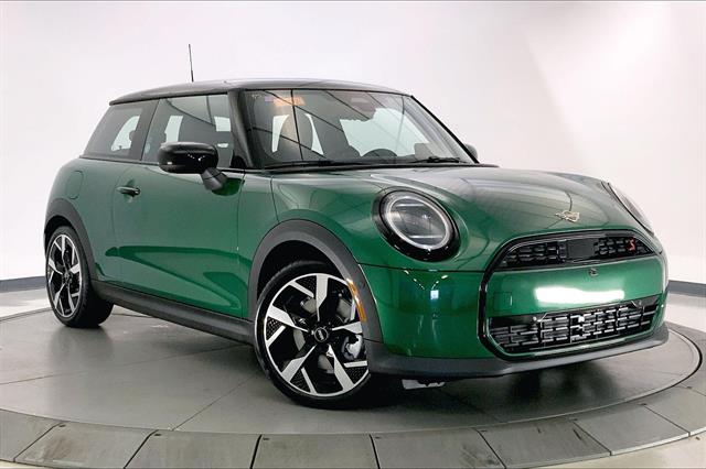 2026 MINI Hardtop 2 Door S's photo