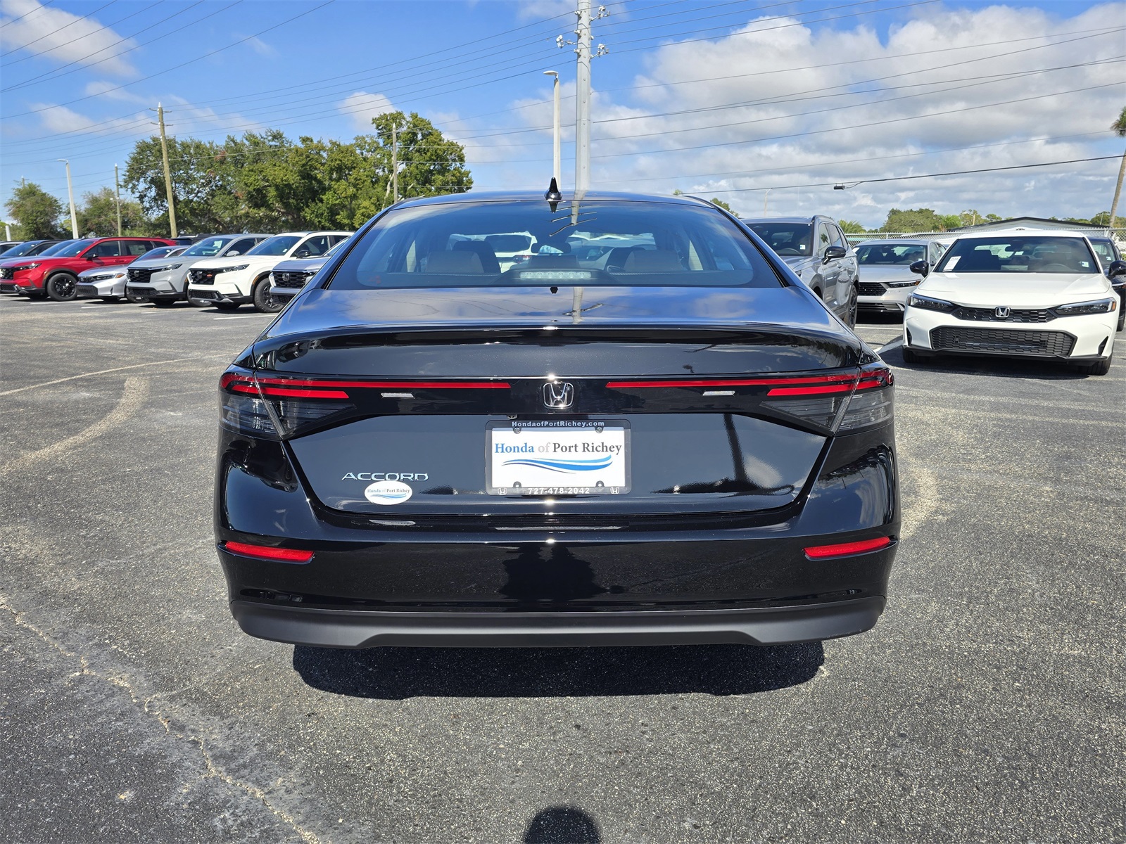 2025 Honda Accord LX photo 4