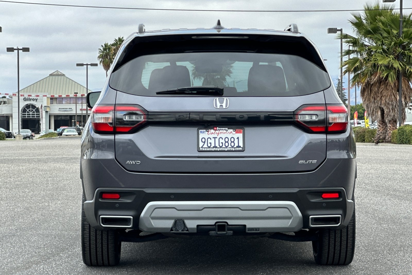 2023 Honda Pilot Elite photo 3