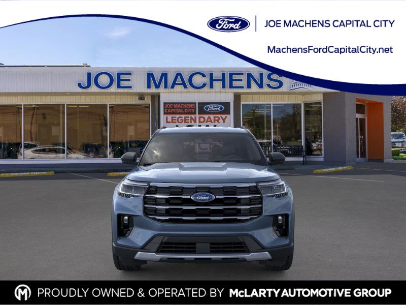 2025 Ford Explorer photo 4