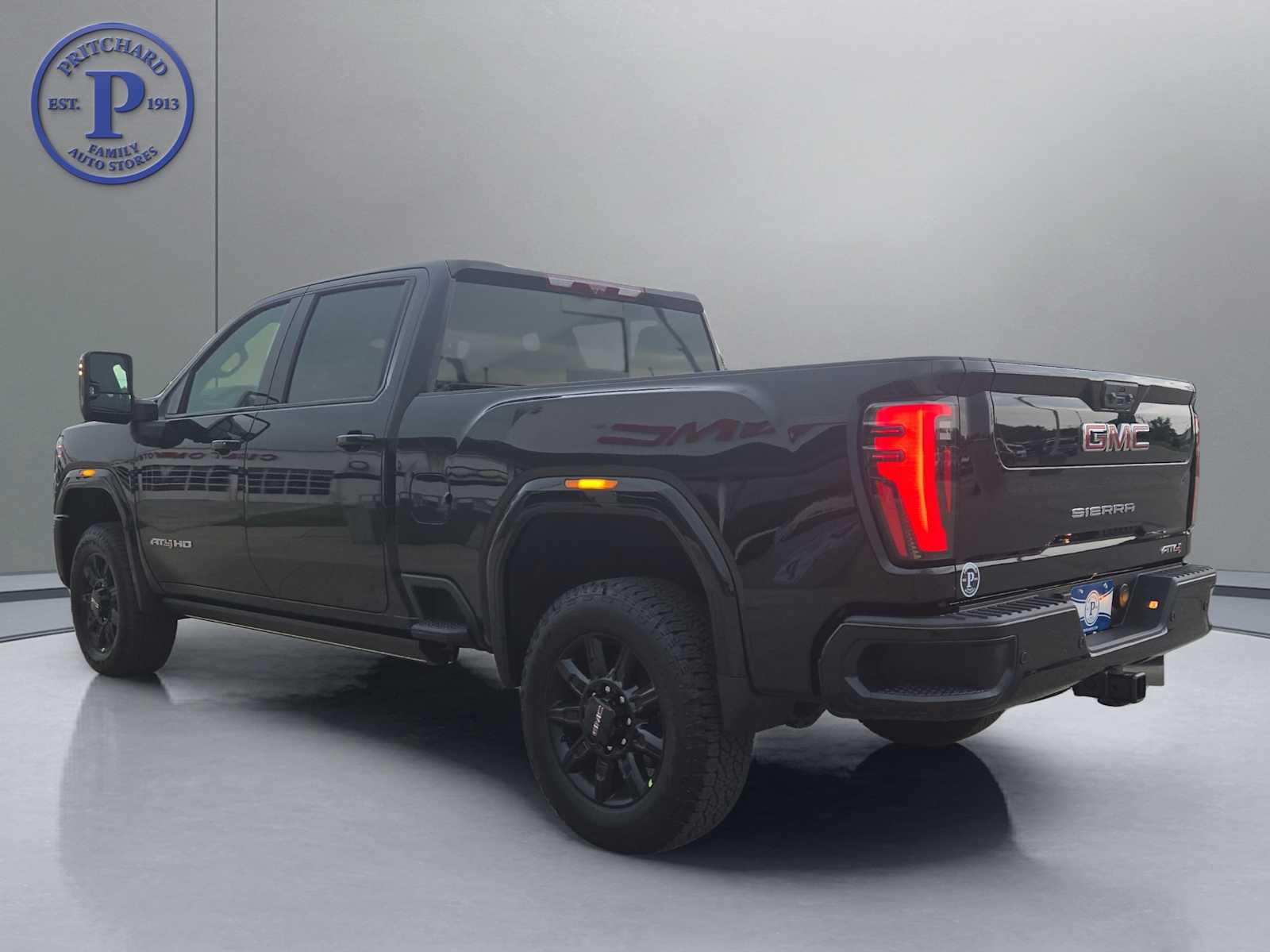 2025 Gmc Sierra 2500 HD AT4 photo 2