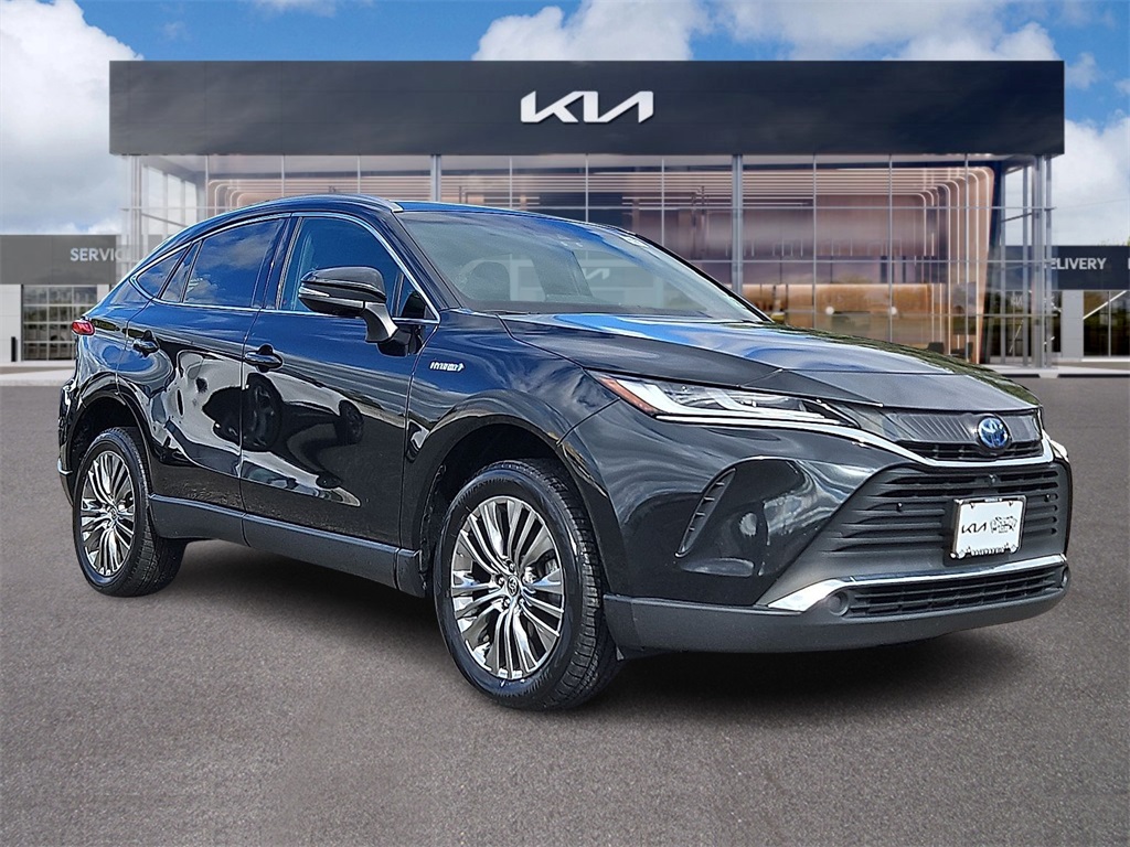 2021 Toyota Venza Limited's photo