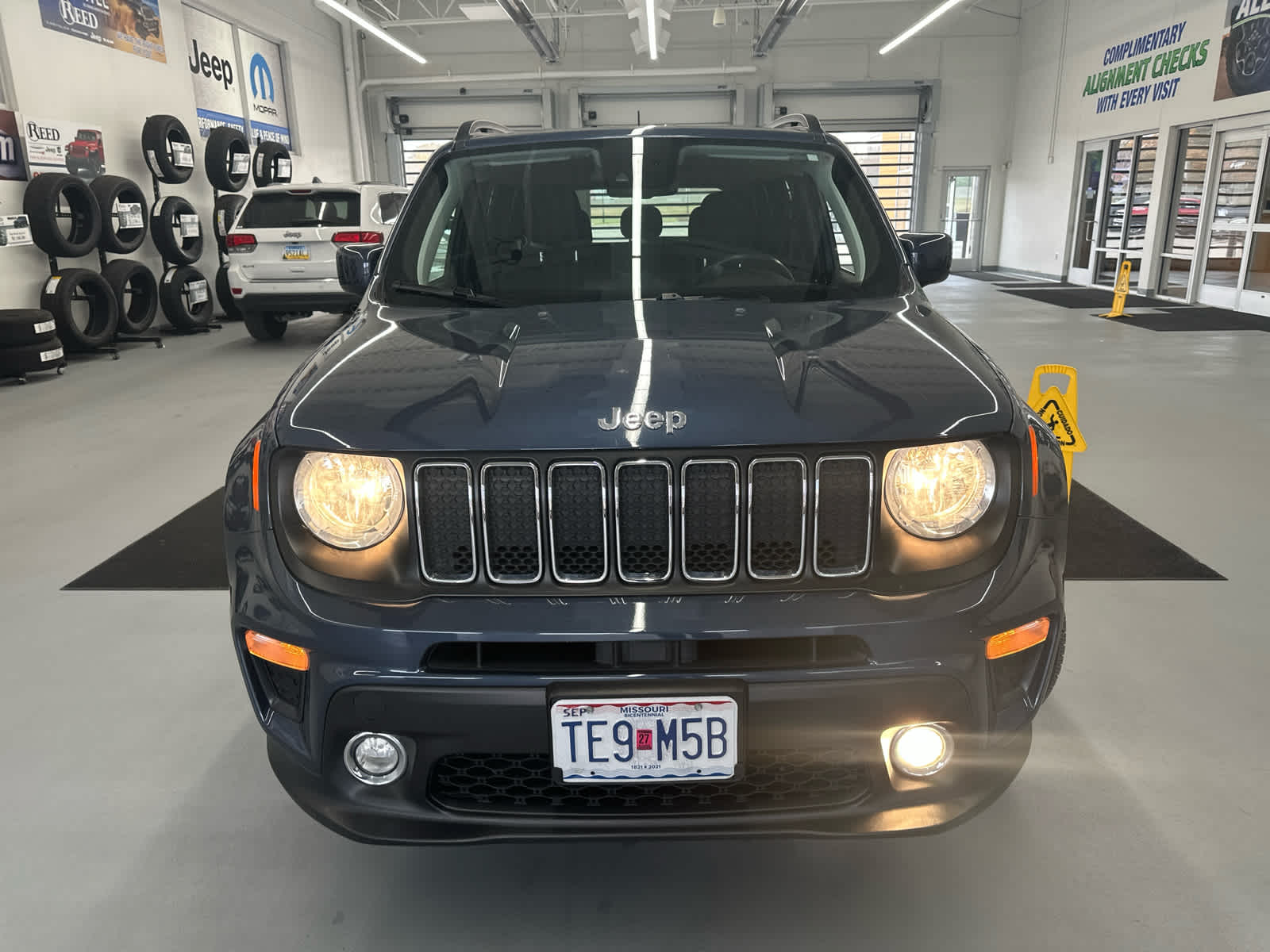 Used 2021 Jeep Renegade Latitude with VIN ZACNJDBB3MPN16570 for sale in Kansas City