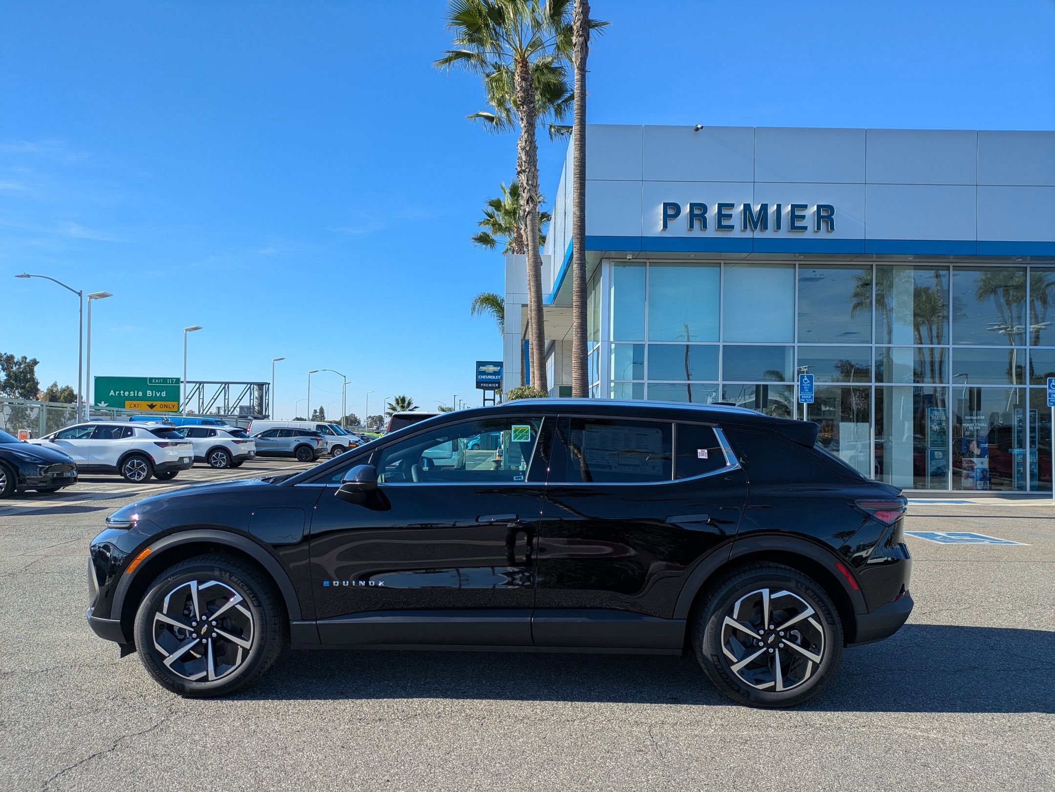 Used 2026 Chevrolet Equinox EV 2LT with VIN 3GN7DNRR8TS124569 for sale in Buena Park, CA