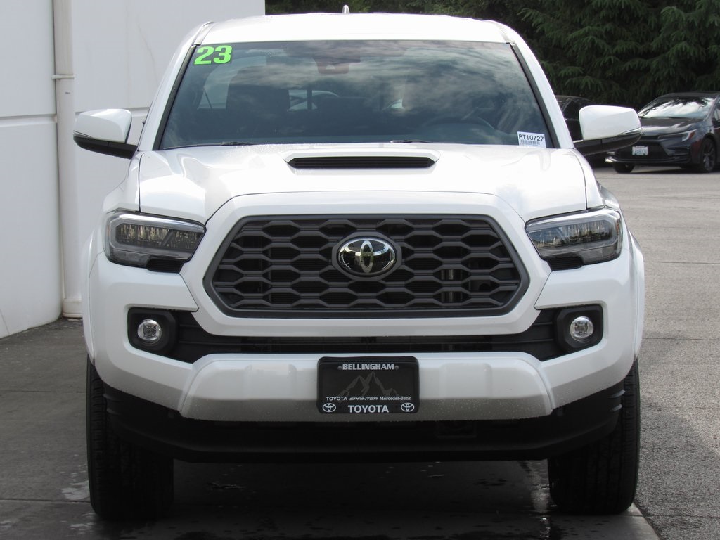 2023 Toyota Tacoma TRD Sport photo 3