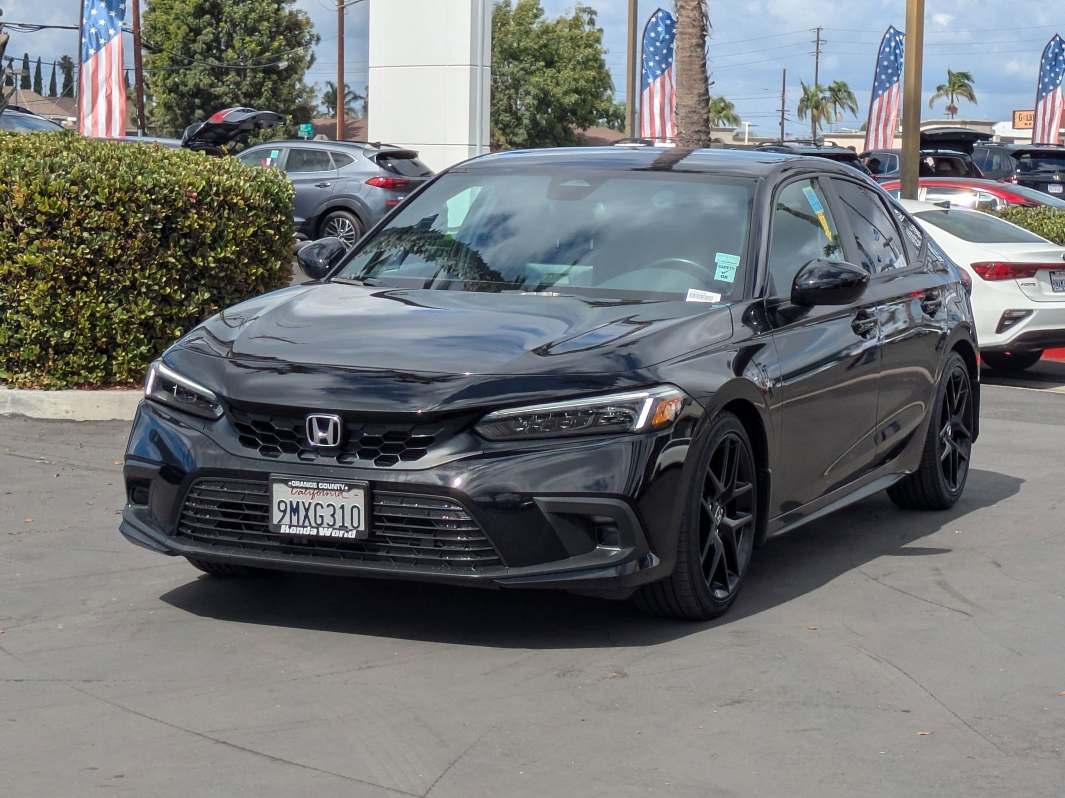 2024 Honda Civic Hatchback Sport photo 2