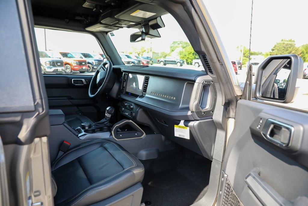 2025 Ford Bronco Badlands photo 30