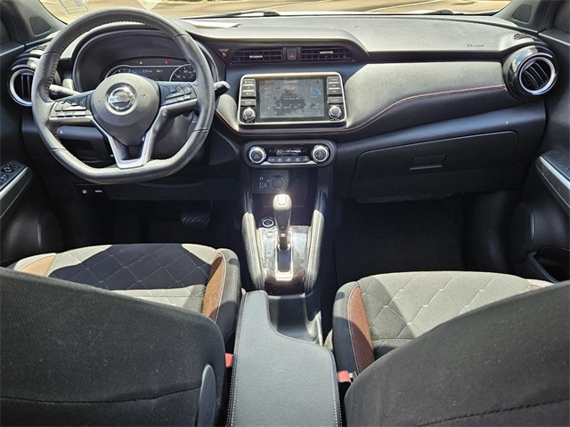 2020 Nissan Kicks SR photo 7