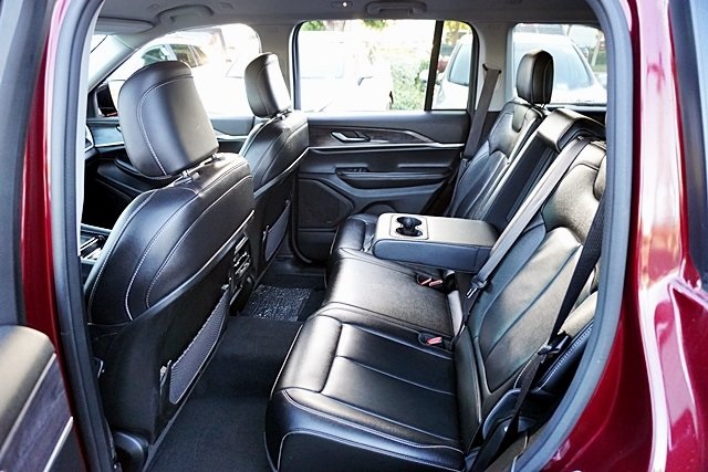 Used 2023 Red Jeep Limited image 15