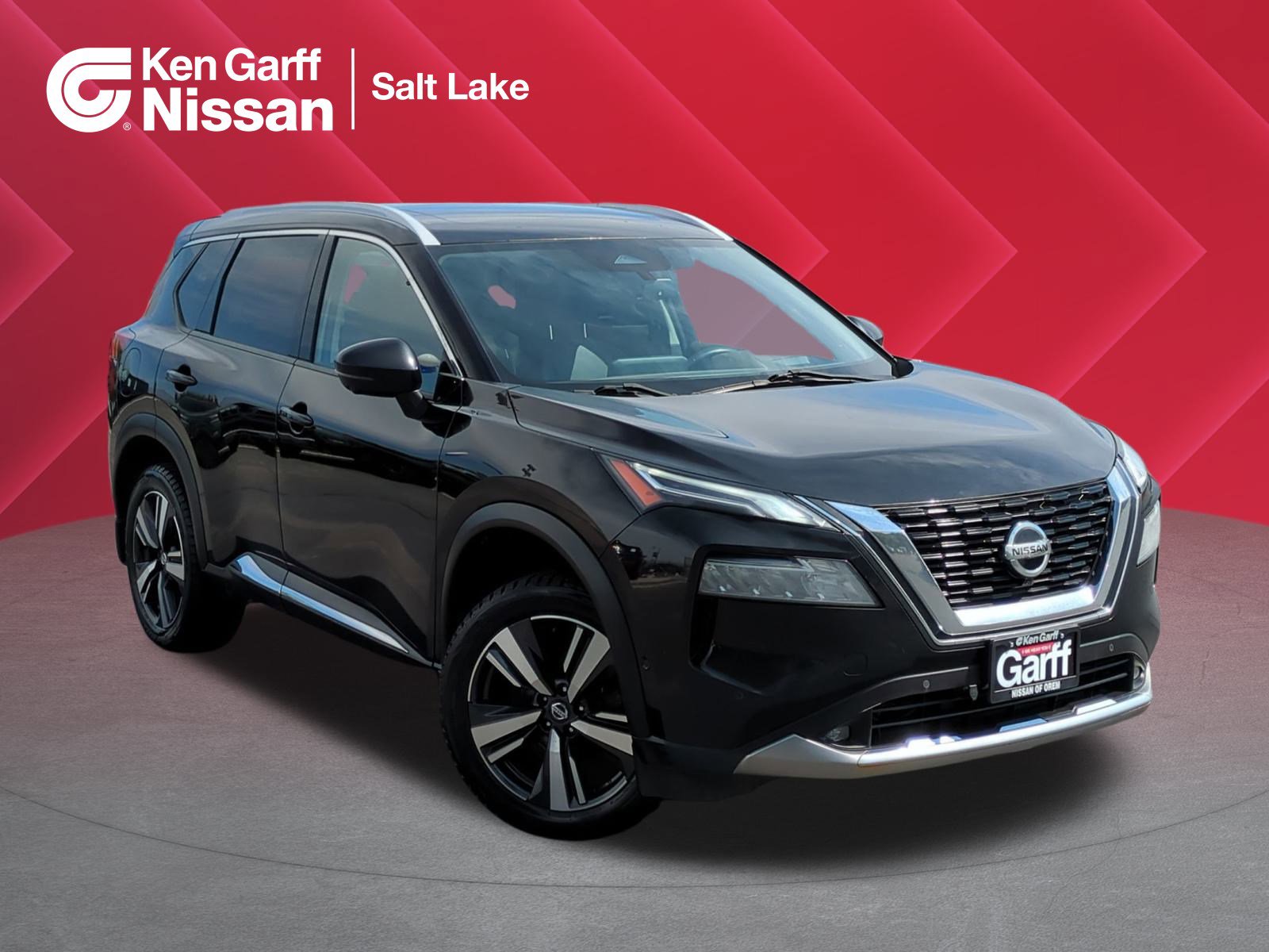 2021 Nissan Rogue Platinum's photo