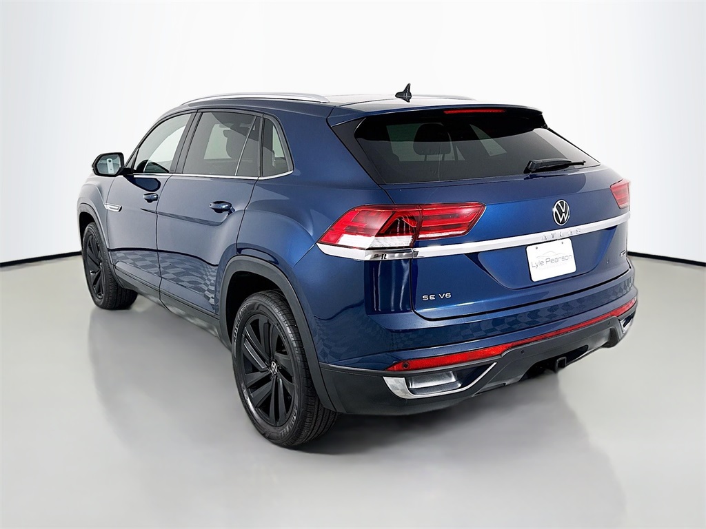 2021 Volkswagen Atlas Cross Sport V6 SE Technology photo 3